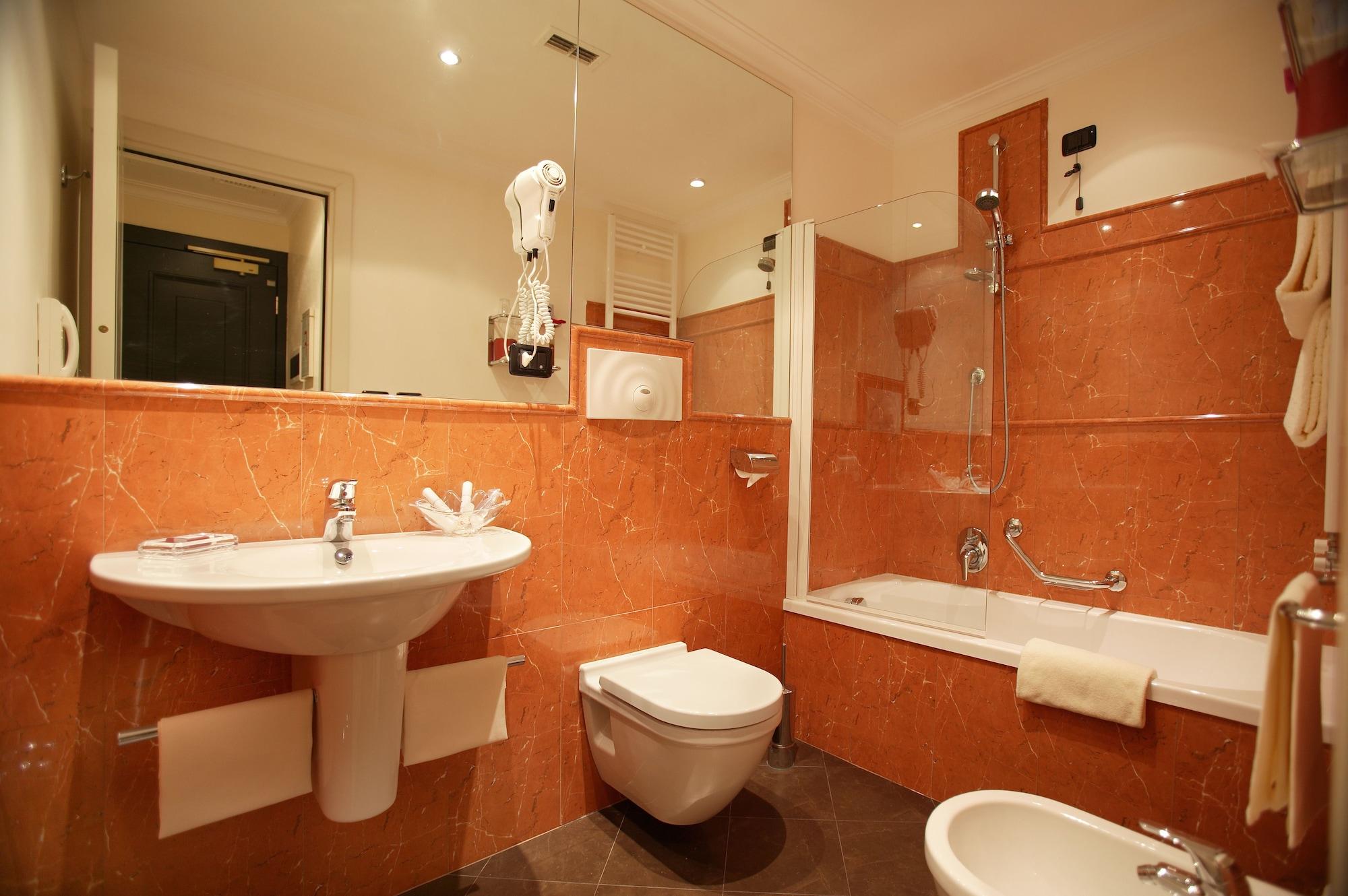 Hotel Gregoriana โรม ภายนอก รูปภาพ