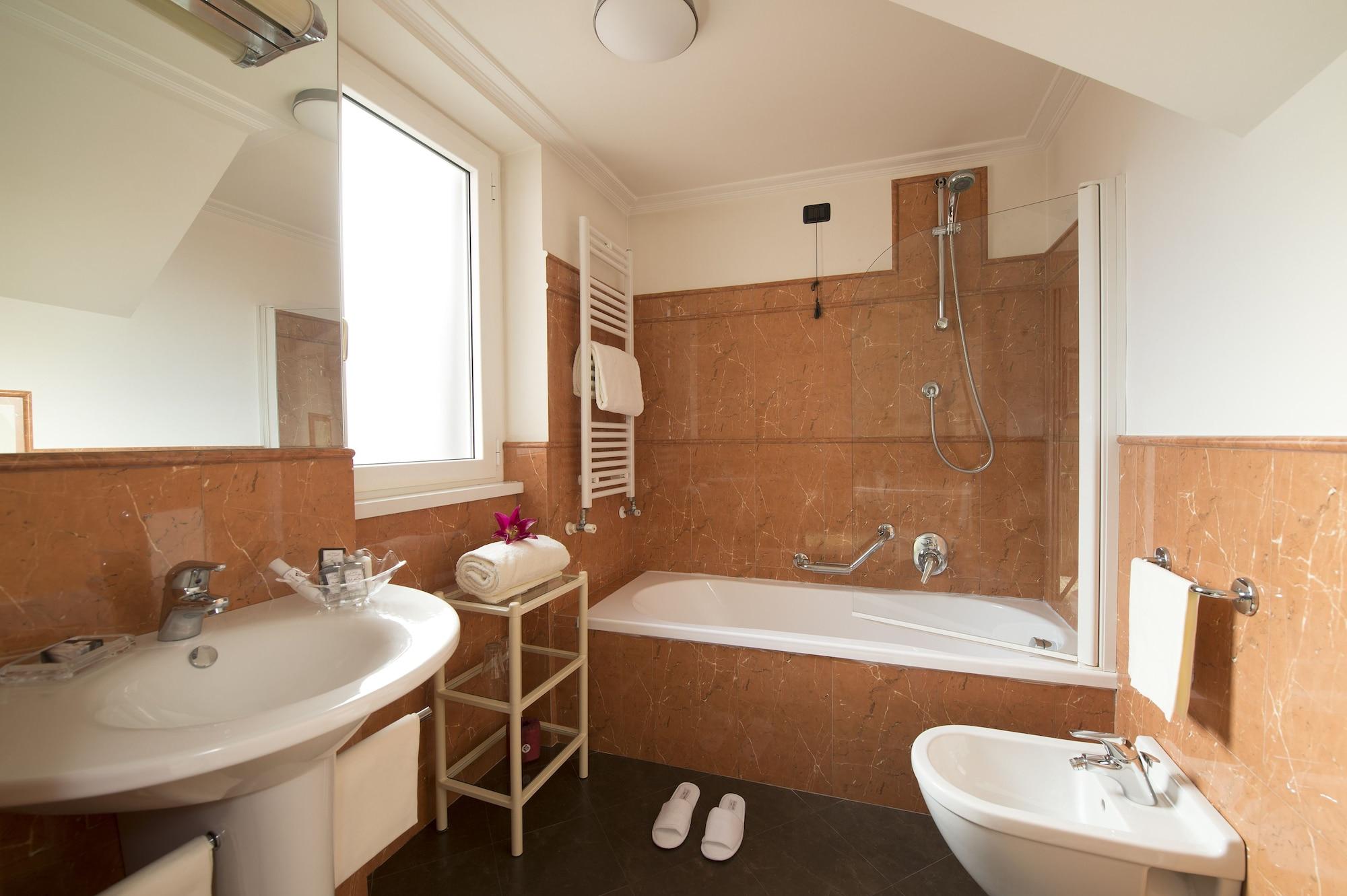 Hotel Gregoriana โรม ภายนอก รูปภาพ