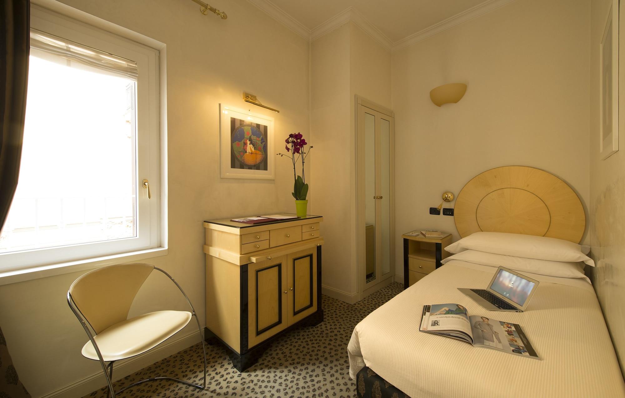 Hotel Gregoriana โรม ภายนอก รูปภาพ