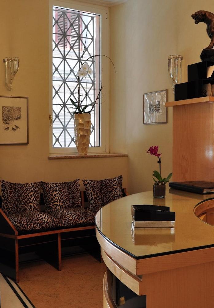 Hotel Gregoriana โรม ภายนอก รูปภาพ