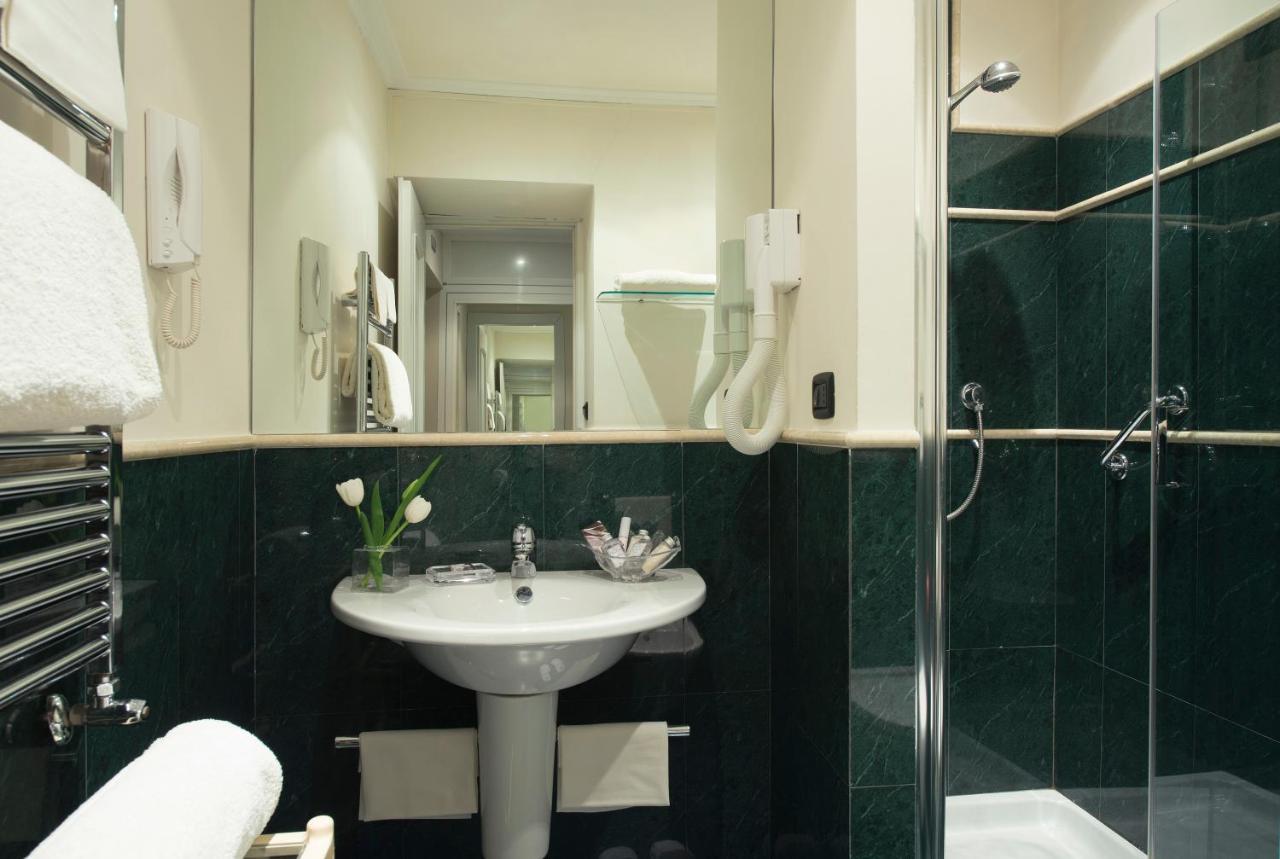 Hotel Gregoriana โรม ภายนอก รูปภาพ